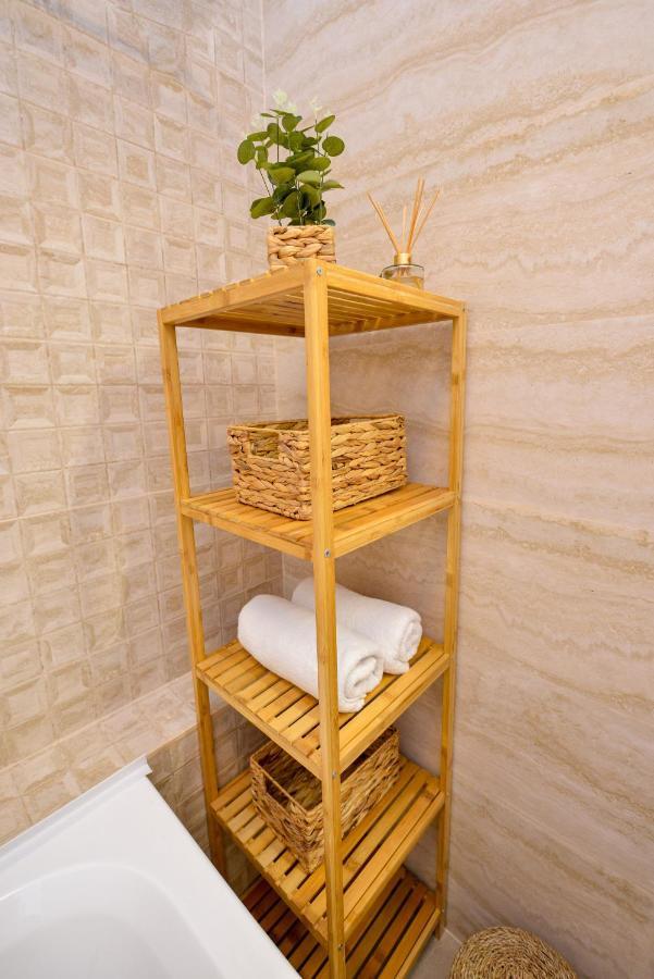 Sofia Cozy Apartment - Underground Private Parking بوخارست المظهر الخارجي الصورة