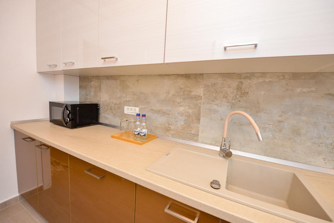 Sofia Cozy Apartment - Underground Private Parking بوخارست المظهر الخارجي الصورة