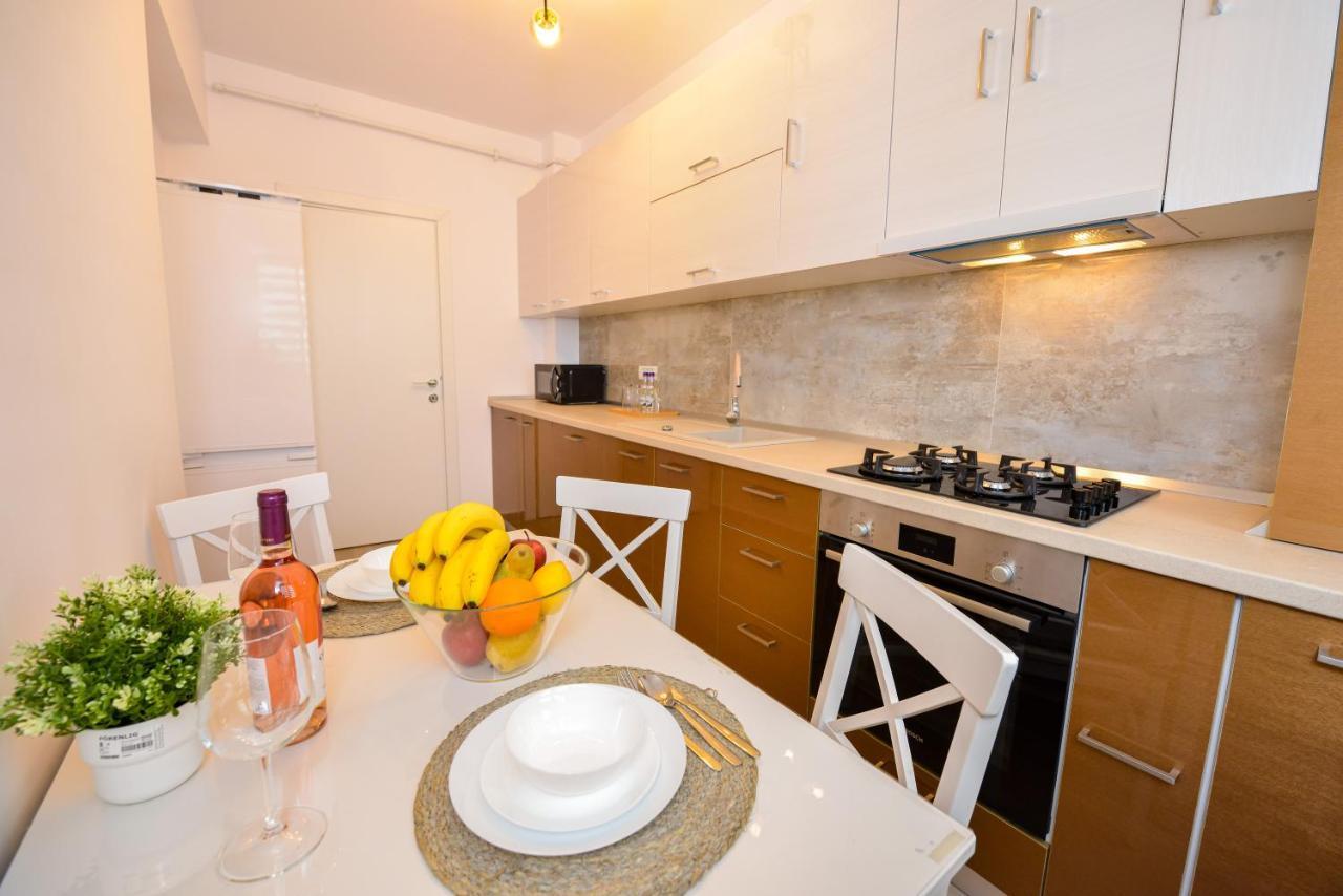 Sofia Cozy Apartment - Underground Private Parking بوخارست المظهر الخارجي الصورة